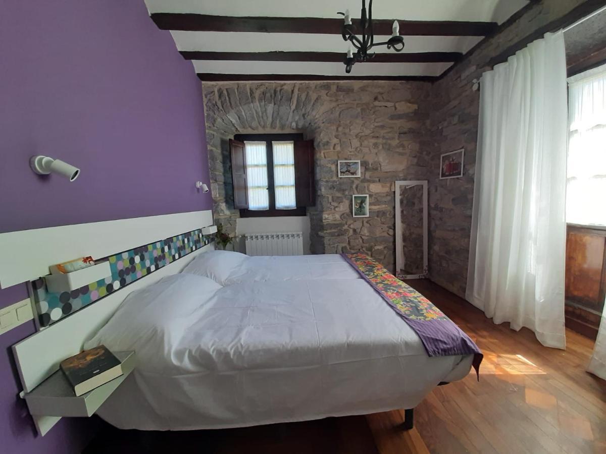 Hotel Dona Lola Izarra Exterior photo